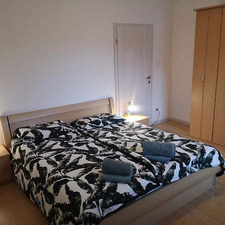 Sobe Zeleni Raj Apartment Podnart Exterior foto